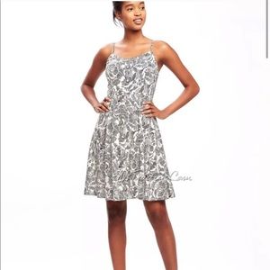 Old Navy Women Fit & Flare Classic Cute Sundress